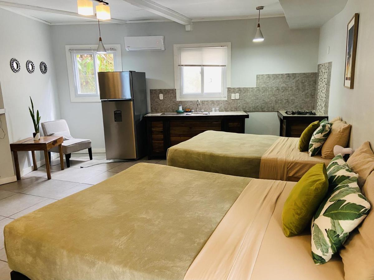 Puerto Viejo de Talamanca Lizard King Hotel & Suites מראה חיצוני תמונה